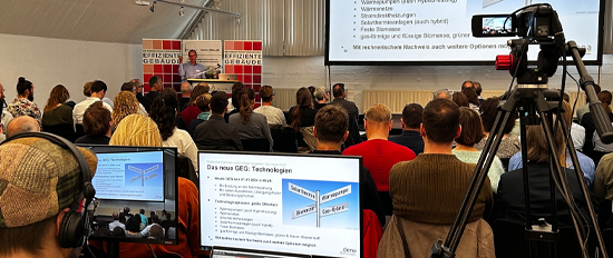 Jetzt weiterbilden: Effiziente Gebäude 2026 – Online-Vertiefungsseminar – Quartiersfähigkeit planen: Welche Gebäudestrategien passen zu welcher Wärmeversorgung?
